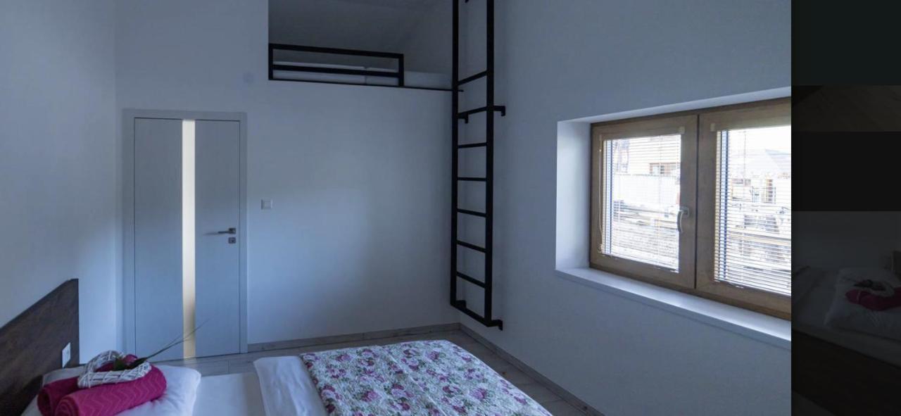 Penzion Tera U Zamku Cervena Lhota Pluhuv Zdar 外观 照片
